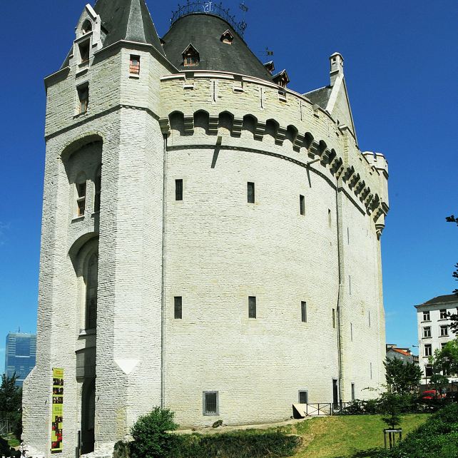 Halle Gate: Fast Track Ticket