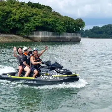 ﾊｲﾎﾞｰﾄﾞ(No:1260190) シンガポール水上バイクツアー | Trip.com