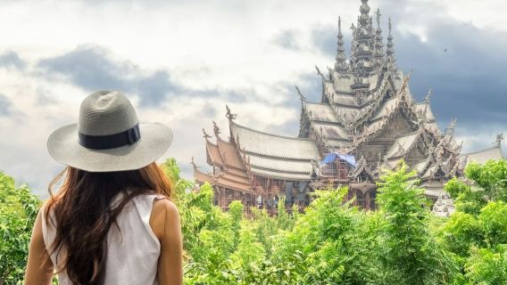 Koh Larn, Pattaya e Santuario della Verità: tour guidato di un giorno da Bangkok