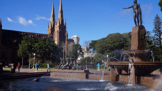 「倫敦經典一日遊｜皇家地標+泰晤士河景+西區劇院」精華行程定