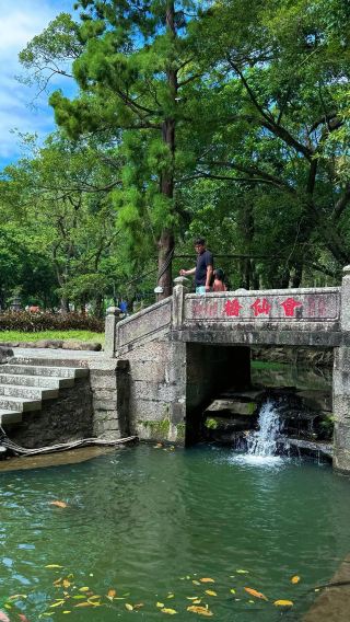 Huizhou Day Tour: Luofu Mountain + West Lake + Dongjiang Column Memorial Hall + Fenghu Academy (English Service Available)