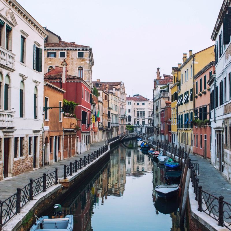 Book after inquiry/Venice Doge's Palace Saint Mark's Basilica Rialto Bridge Murano Island/airport/point-to-point car service/tour guide/private car service