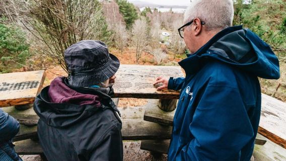 From Aberdeen: Dunnottar Castle and Cairngorms Day Trip