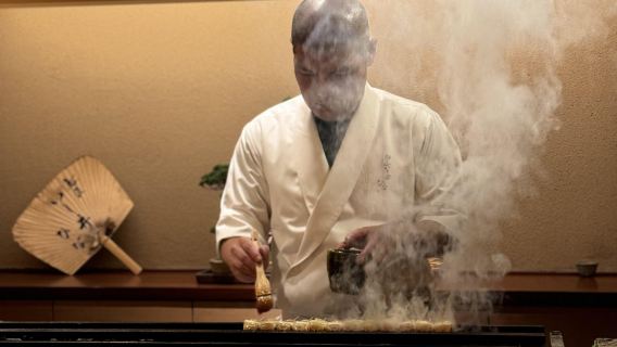 Токио, Япония: услуга бронирования столика в популярном ресторане Torisho Ishii
