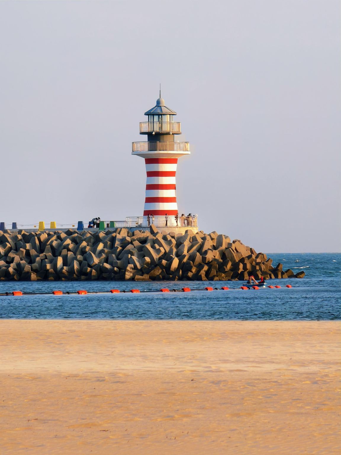 Lingshui Longtouling Viewing Platform + Qingshui Bay + Nanwan Flower Town Day Tour in Hainan - Bilingual Service Available