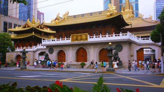 Erleben Sie den Charme der magischen Stadt: Tagesausflug zum Jing'an Temple, Wukang Road, Shanghai Tower und Lujiazui in Shanghai