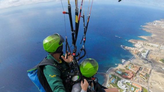 Tenerife: Acrobatic Paragliding Flight