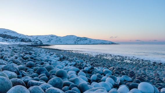 Murmansk Teriberka - Ice Waterfall + Dragon Egg Beach + Shipwreck + Whale Skeleton + Throne Day Tour
