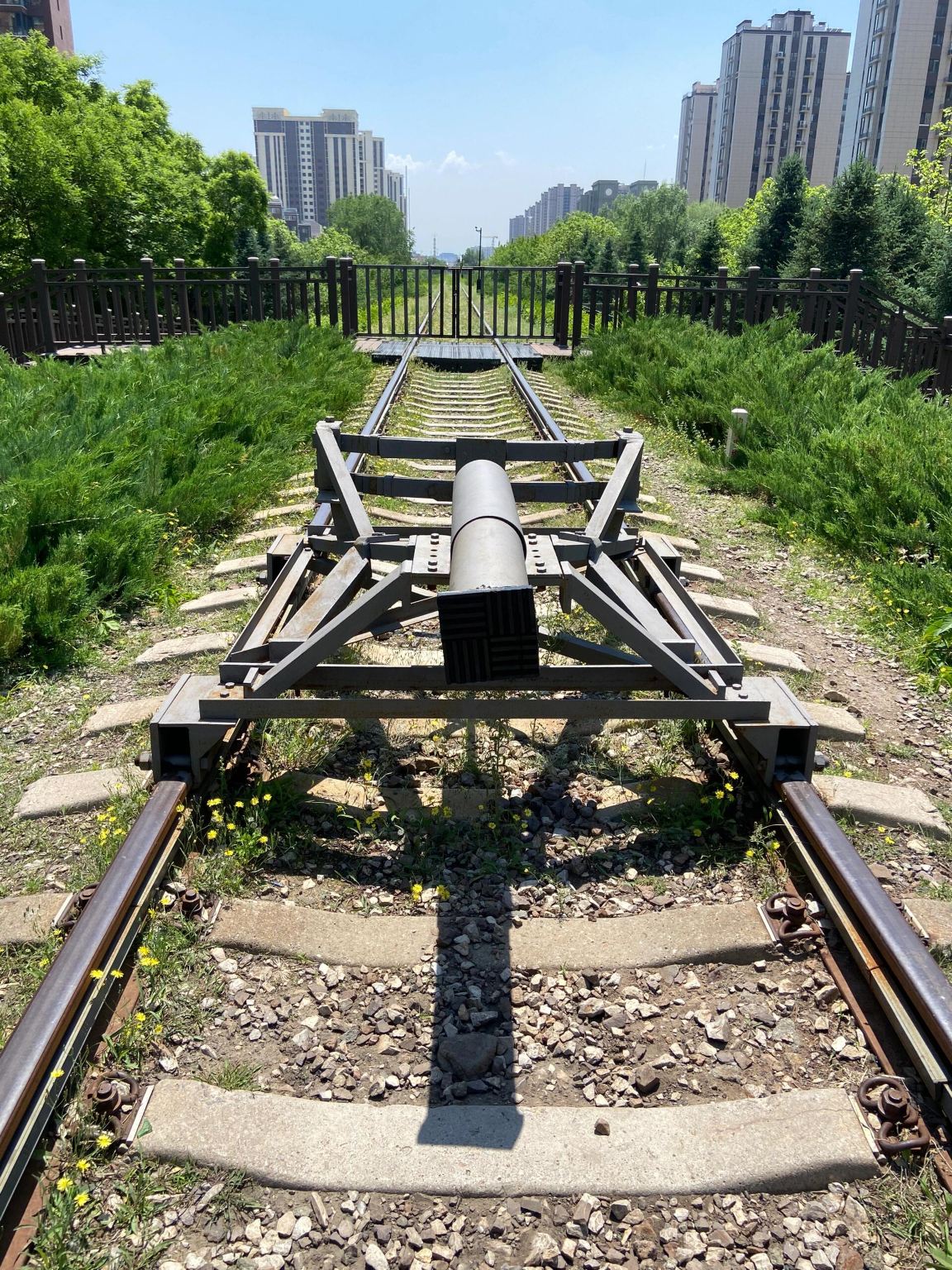 Tagesausflug zur Zhangjiakou-Festung in Hebei, dem Industriepark mit kulturellem Thema und der alten Stadt Jimingyi mit englischsprachigem Service