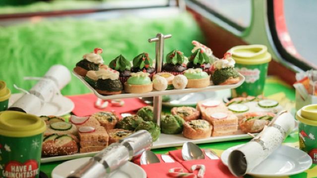 Londen: Grinchmas Afternoon Tea Toeristenbus Tour