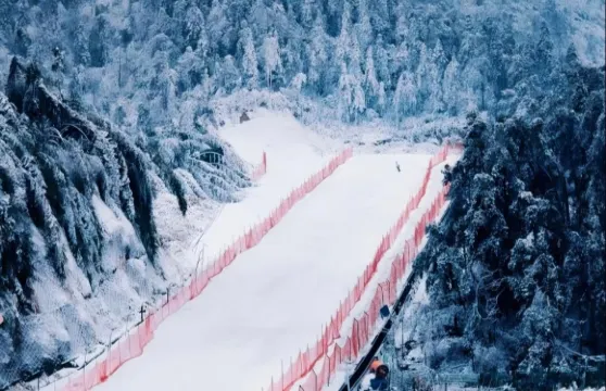 安慶市區包車來回｜天柱山滑雪勝地一日包車遊
