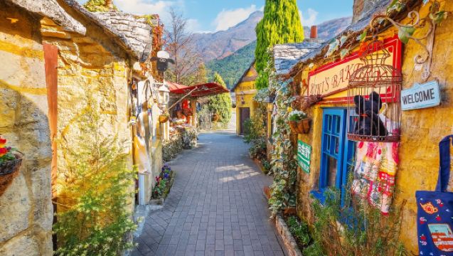 Kyushu Day Tour from Fukuoka: Yufuin + Yufuin no Mori + Beppu Umi Jigoku + Dazaifu Tenmangu 1-Day Trip [Optional Train Experience]