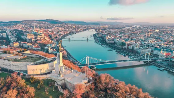 [Pergi-balik Vienna] Lawatan Sehari Ke Istana Bratislava & Budapest | Jelajah Dua Ibu Negara