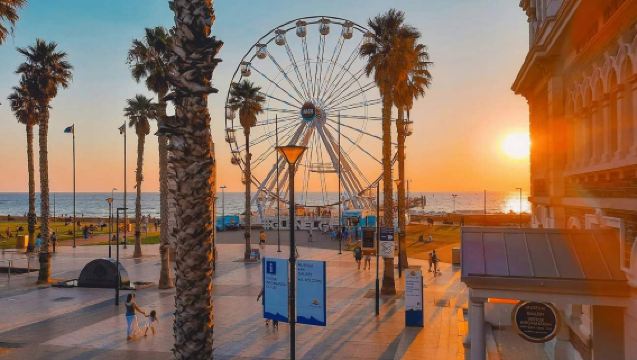 澳洲阿德萊德：中-英翻譯｜旅遊陪同｜自由行地接｜展會翻譯｜商務翻譯｜陪同拜訪｜伴遊代步｜私人訂製