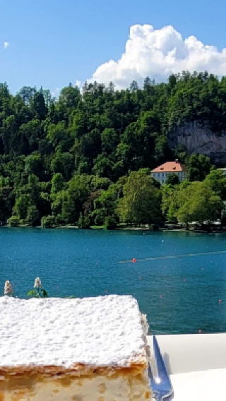 1-day tour in Slovenia: Lake Bled, Postojnska Caves and Predjama Castle
