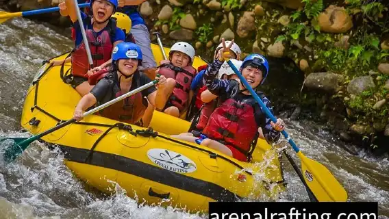 Balsa River White Water Rafting class 2/3 in Costa Rica