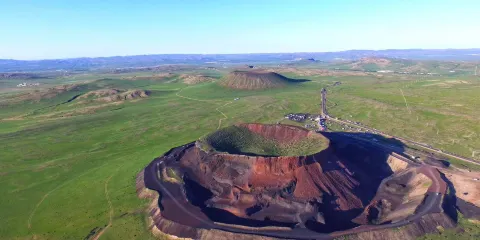 8人團烏蘭察布烏蘭哈達火山地質公園+輝騰錫勒草原一日遊