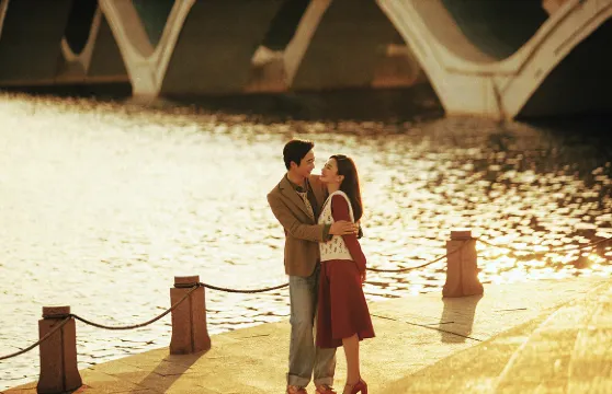 德國德累斯頓Trip Moments【約拍跟拍婚拍街拍抓拍航拍攝影攝像/多語言翻譯/動作指導】