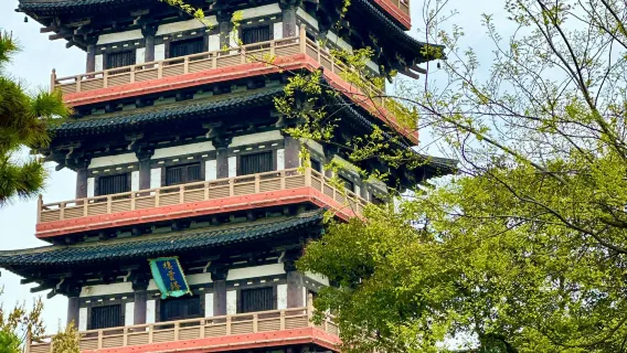 Lawatan sehari ke Tasik Shou Yangzhou + Muzium Peringatan Zheng Banqiao + Jalan Dongguan + Taman Ge - perkhidmatan dalam bahasa Cina dan Inggeris tersedia