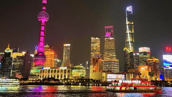 Shanghai Huangpu River Night Cruise with Buffet+Eternal Love(Songcheng Romance Park)