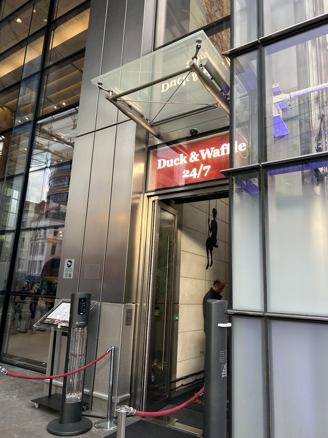 London's viral CDUCK&WAFFLE restaurant reservation service