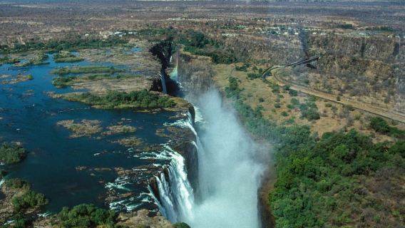 Ganztägiges Erlebnis: Das Beste von beiden Seiten der Victoriafälle