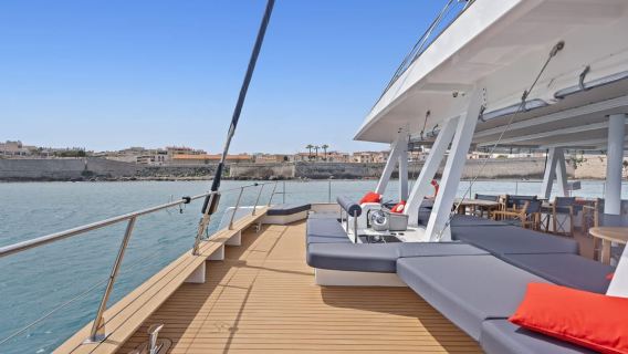 Schön: Brunch auf See auf einem Maxi-Katamaran – Villefranche, Cap Ferrat