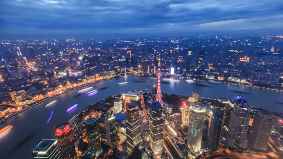 Halbtägige Führung auf dem Shanghai Bund und dem Pujiang- Bootsfahrt mit englischsprachigem Reiseleiter