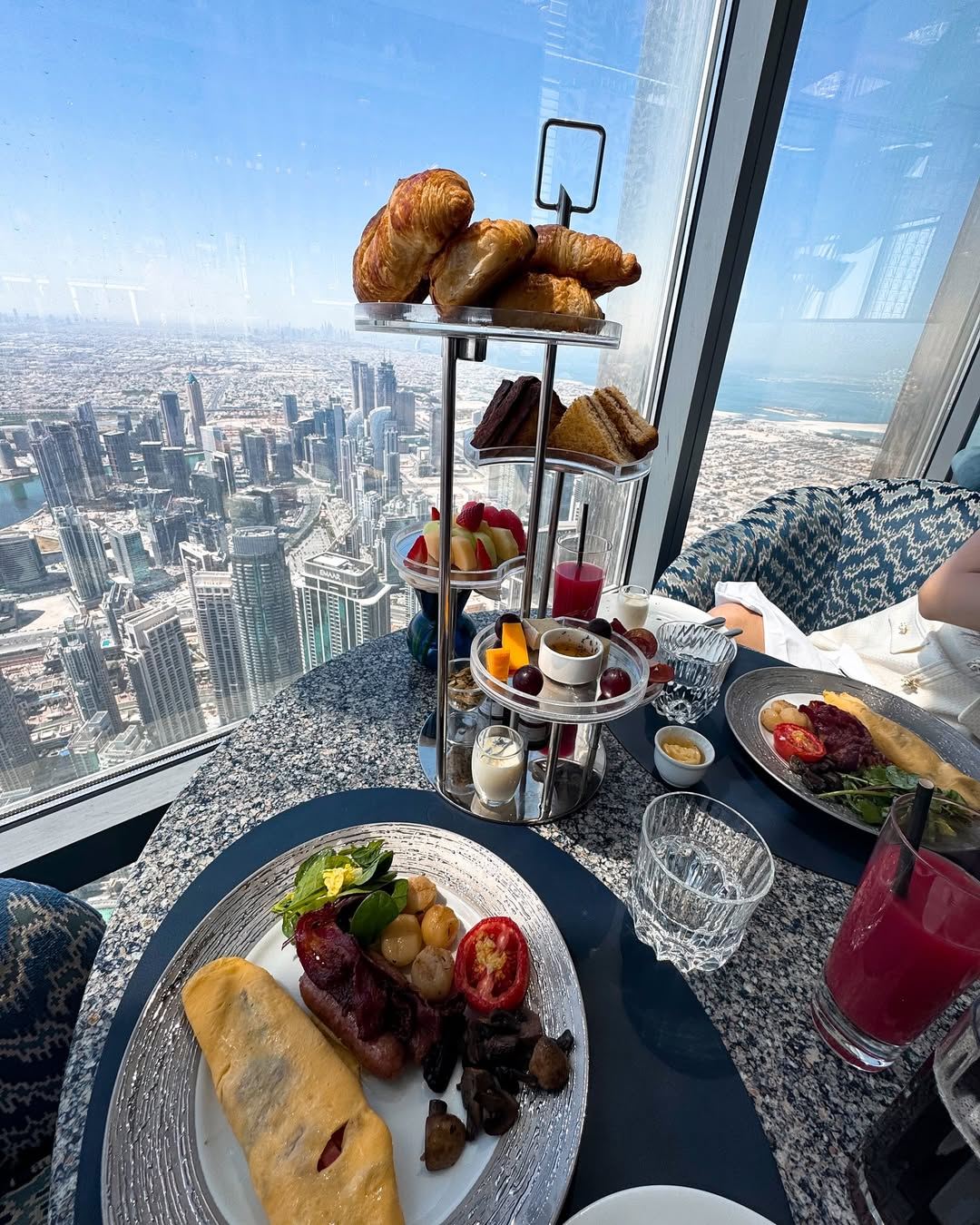 哈利法塔122層空中餐廳