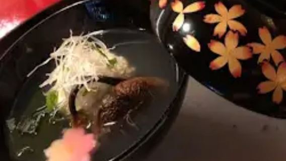 50 Osaka Japan's popular gourmet food - Michelin-starred kaiseki cuisine at Toyonaka Sakura-kai