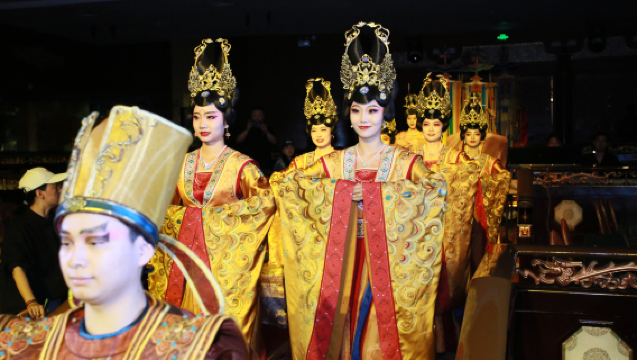 Muralla de Xi'an + Museo de Xi'an + Espectáculo de la Emperatriz de la Dinastía Tang + Banquete de Empanadillas