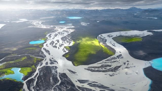 冰島雷克雅未克來回南部海岸瀑布-維克小鎮黑沙灘-包車-精選