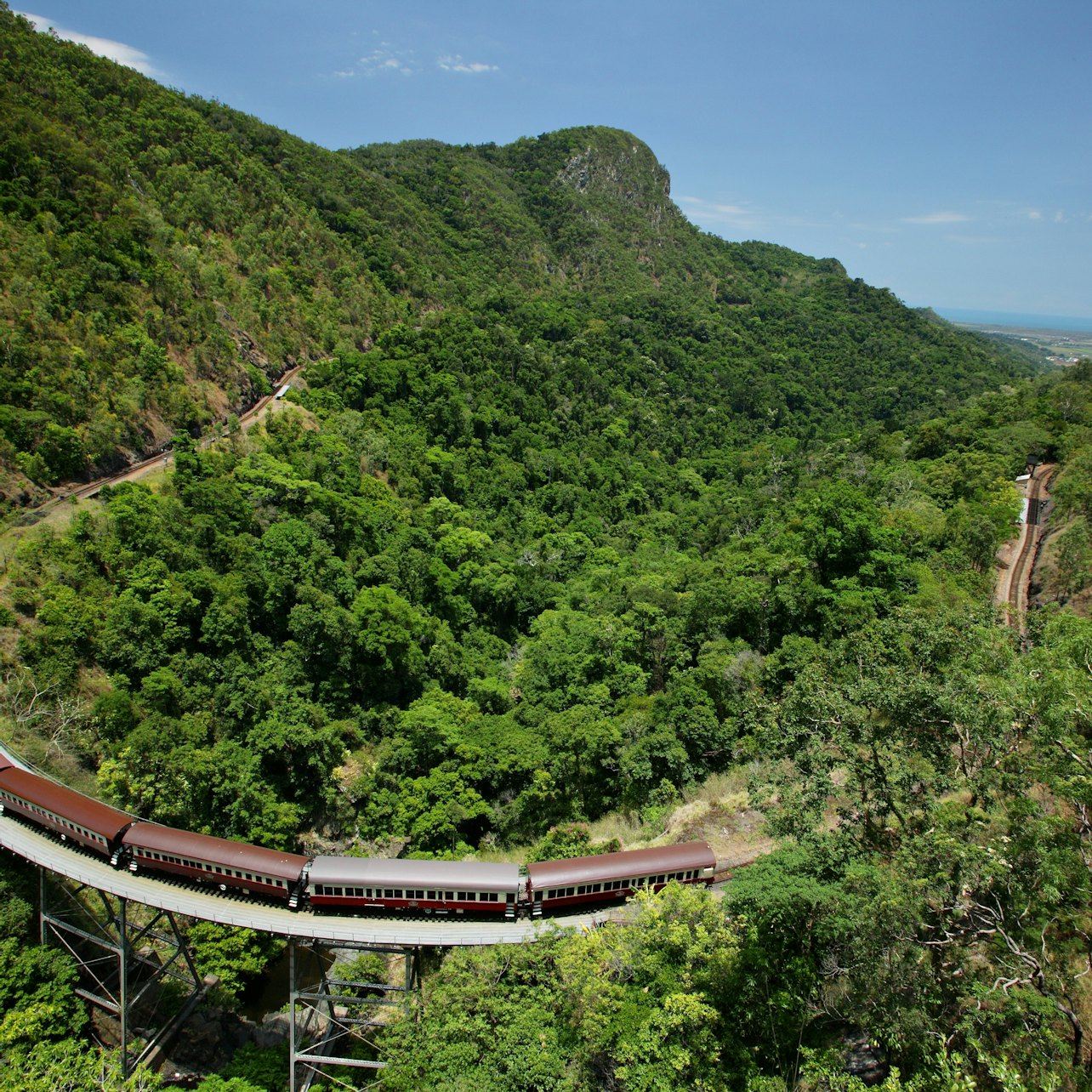 Kuranda-Erlebnis mit dem eigenen Auto: Skyrail-Regenwaldseilbahn & Panoramabahn