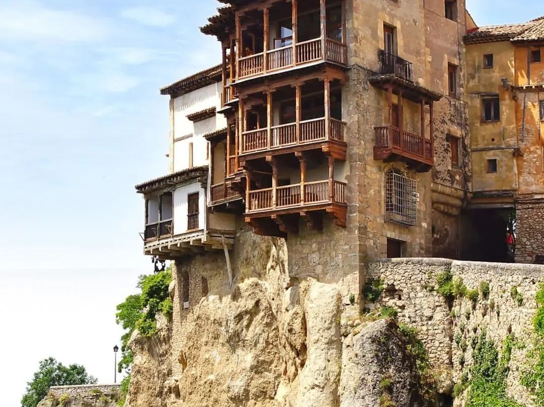 西班牙馬德里來回昆卡 + 欽瓊小鎮-可包車-精選