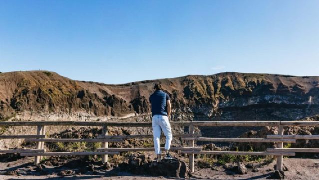 Pompeii and Vesuvius Combo with Transfer and Tickets