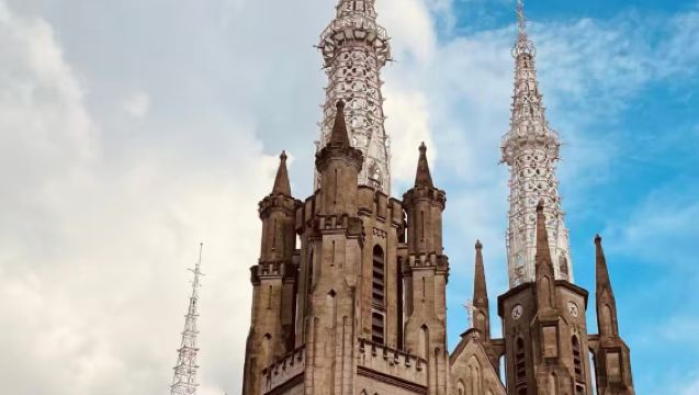 Private charter in Jakarta city area/hotel point-to-point transfer [local driver/super cost-effective