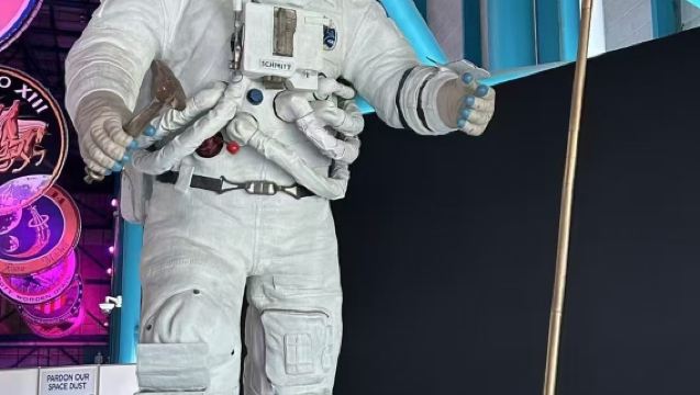 美國奧蘭多+肯尼迪航天中心+可可海灘包車一日遊/可定制可調整