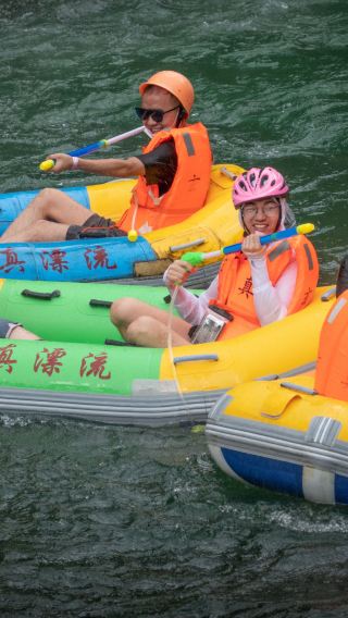 One-Day Scream-Inducing Tour from Guangzhou to Xuanzhen Drift (Choose 1 Option: Classic/Cliff Rafting)