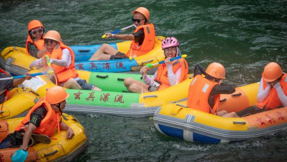 One-Day Scream-Inducing Tour from Guangzhou to Xuanzhen Drift (Choose 1 Option: Classic/Cliff Rafting)