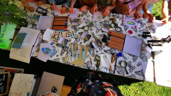 RIGA Center : Nature Journaling Tour (Watercolors)