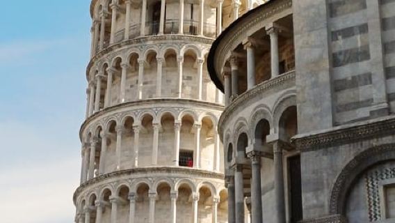 Pisa: Square of Miracles and Leaning Tower Walking Tour
