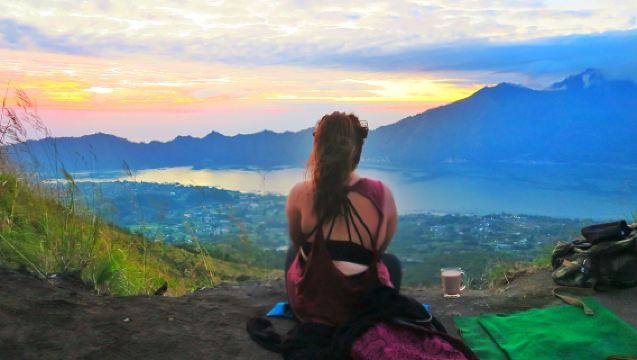 Trekking do Nascer do Sol no Monte Batur, Terraços de Arroz, Cachoeira e Café da Manhã no Topo – Passeio de Um Dia