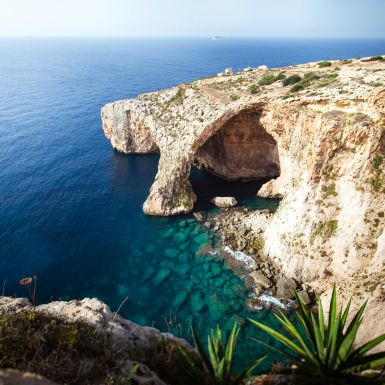 Grotte bleue et marché du dimanche au village de pêcheurs de Marsaxlokk