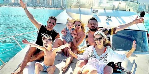 杜拜豪華遊艇散拼/棕櫚島出海/含軟飲餐食/晨光之旅/浪漫日落