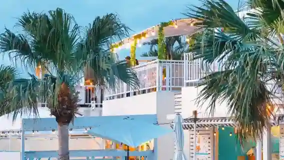 沖繩經典南部知念岬一日遊【中文導遊|贈送玉泉洞+王國村門票】