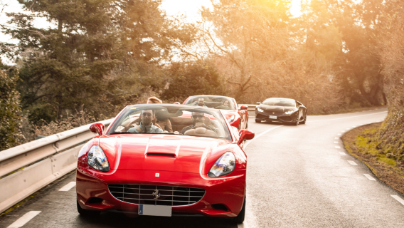 Conducción de 90 minutos en superdeportivo hasta la montaña del Tibidabo