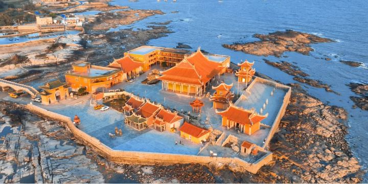 泉州梧林村+洛伽寺+永寧古鎮+黃金海岸+小威海+蟳埔村一日遊