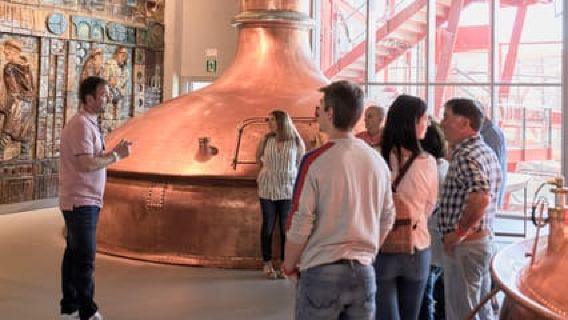 La Coruña: Führung bei MEGA - Mundo Estrella Galicia