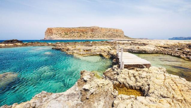 ครีต: ล่องเรือสู่กรัมวูซาและบาลอสลากูน พร้อมบริการรับส่ง