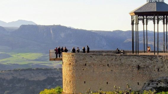 Ronda & Setenil de las Bodegas from Málaga: Guided Group Tour